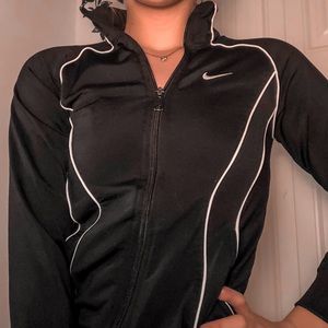 NIKE Women’s Athletic Jacket ★★